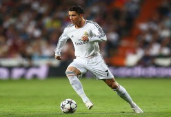 开云在线直播-“华金·托比利亚的敏捷防守与精准传球，为美洲狮队带来重要胜利”