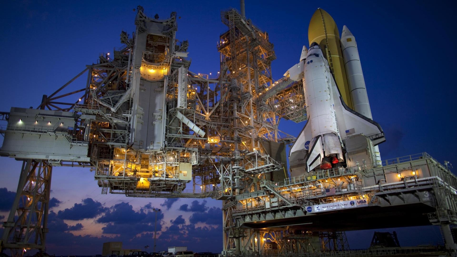 中国女篮通过热身赛调整状态完善配合，热搜榜中国女篮