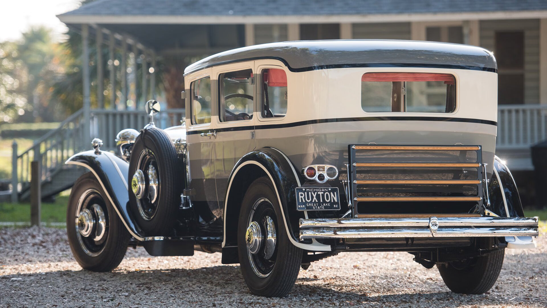 五大联赛中场组织效率是否因战术板细节呈现不同结果，五大联赛的打法风格